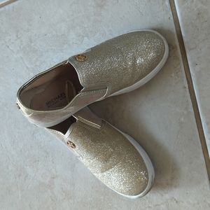 Girls size 1 gold Michael Kors slip on sneakers